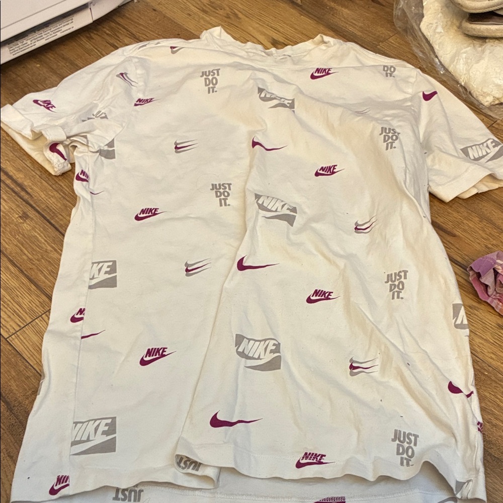Nike White and Pink Logo Men's Tee